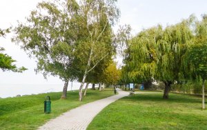 Balaton ingatlan Siófok Ezüstpart lakás nyaraló 